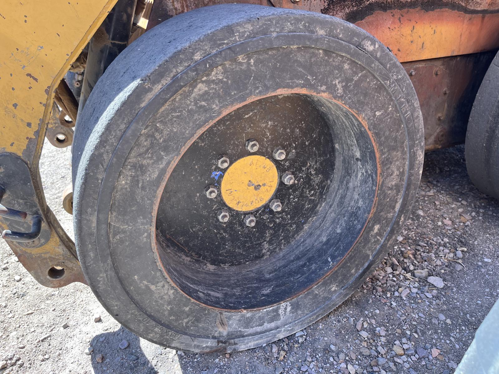 ./imagenes/INVOICE/2019/17560/MINICARGADOR CATERPILLAR 252B3 (10).JPG